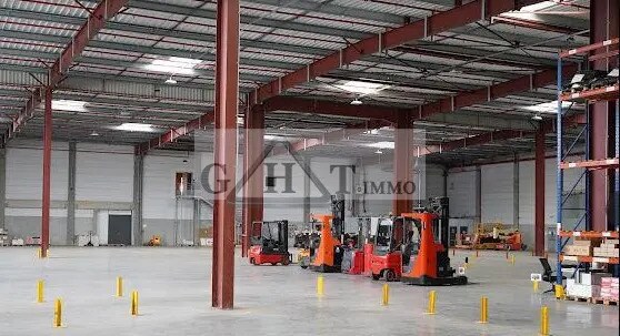 Industriel/Logistique dans Gretz-Armainvilliers à louer Photo de l’immeuble– Image 1 sur 2