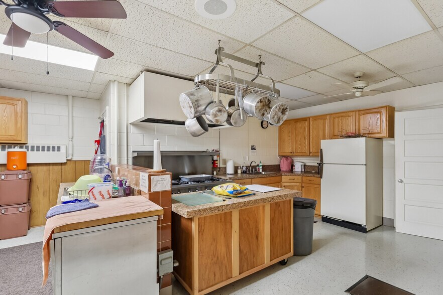 4323 Douglas Ave, Des Moines, IA à vendre - Photo intérieure – Image 3 sur 11