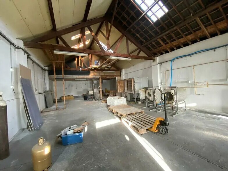 Industriel/Logistique dans Nantes à louer - Photo de l’immeuble – Image 1 sur 10