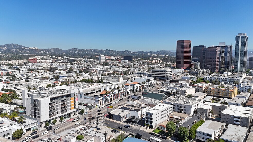 12035 Wilshire Blvd, Los Angeles, CA à louer - Photo de l’immeuble – Image 3 sur 66