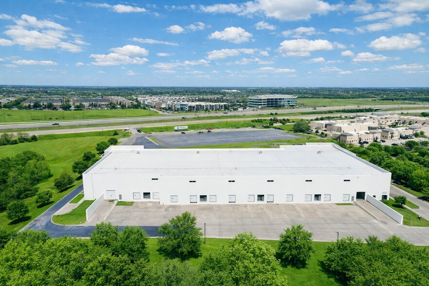 1003 State Highway 121, Allen, TX à vendre - Photo de l’immeuble – Image 3 sur 5