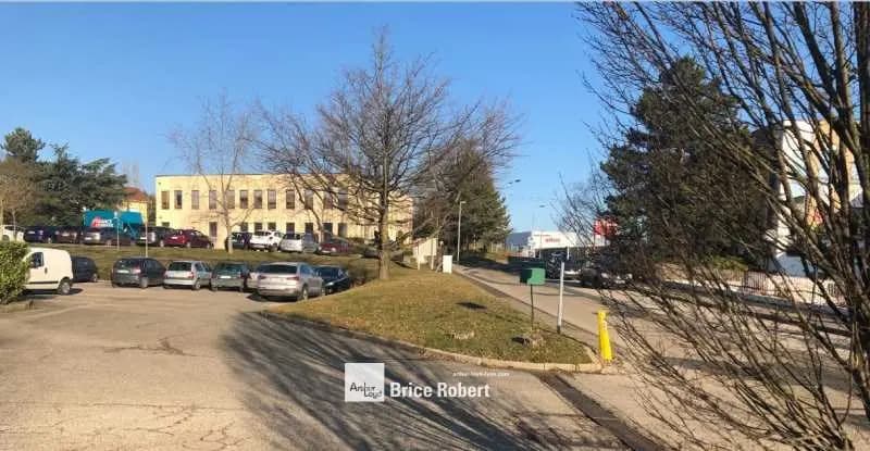 Bureau dans Champagne-au-Mont-d'Or à louer Photo de l’immeuble– Image 1 sur 16