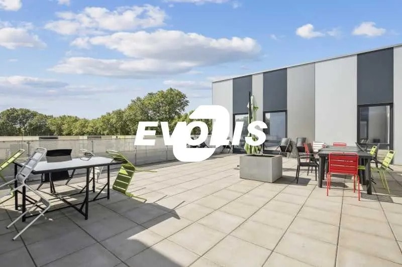 Bureau dans Tremblay-en-France à louer - Photo de l’immeuble – Image 3 sur 13