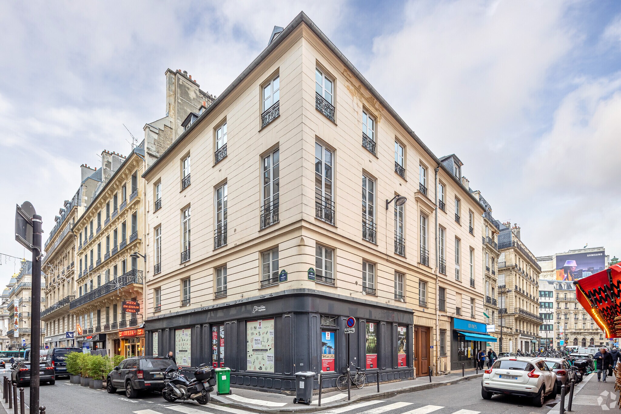 Bureau dans Paris à louer Photo de l’immeuble– Image 1 sur 2
