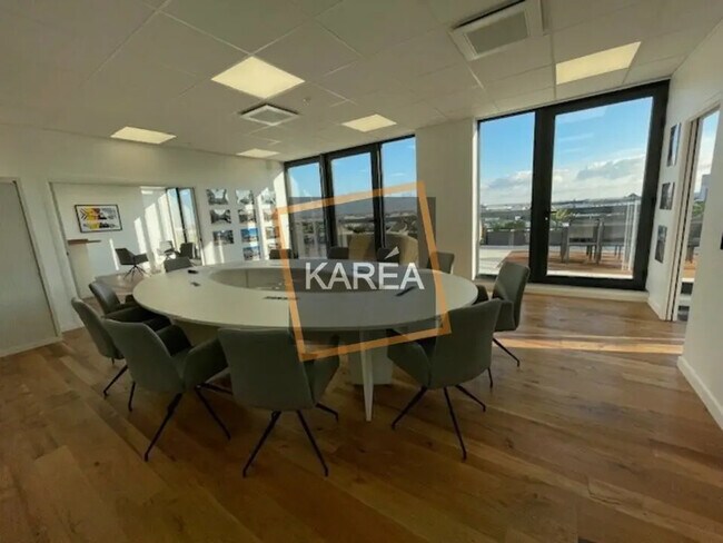 Plus de détails pour Bureau à louer