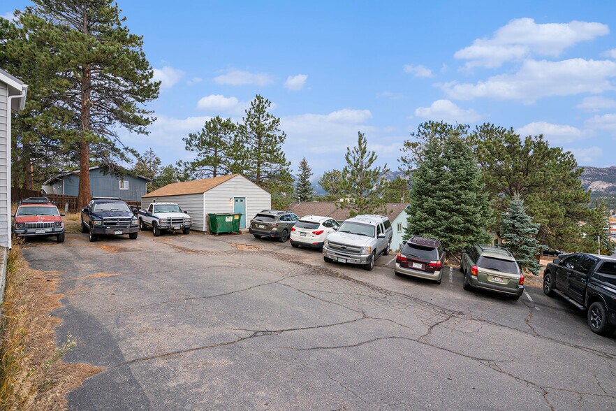 501 Aspen Ave, Estes Park, CO à vendre - Photo de l’immeuble – Image 3 sur 28