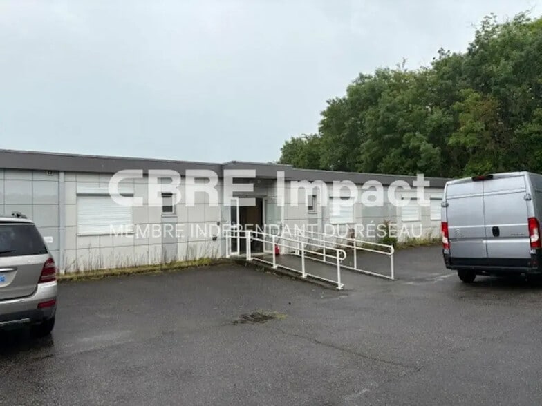 Bureau dans Saint-Apollinaire à vendre - Photo de l’immeuble – Image 1 sur 3