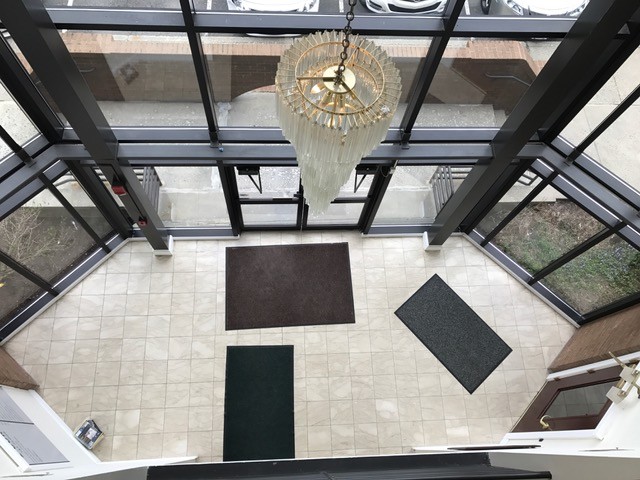 2 Corporate Dr, Trumbull, CT à louer - Hall d’entrée – Image 2 sur 4