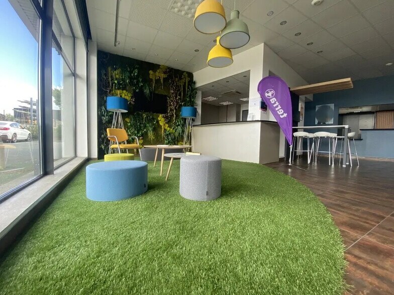 Bureau dans Ancenis-Saint-Géréon à louer - Photo de l’immeuble – Image 3 sur 6