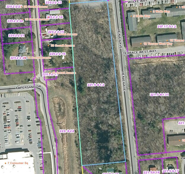 Healey Avenue, Plattsburgh, NY à vendre - Aérien – Image 1 sur 2