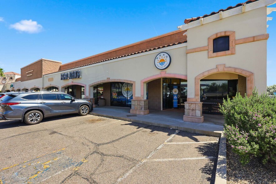 4302 E Ray Rd, Phoenix, AZ à louer - Photo de l’immeuble – Image 3 sur 11