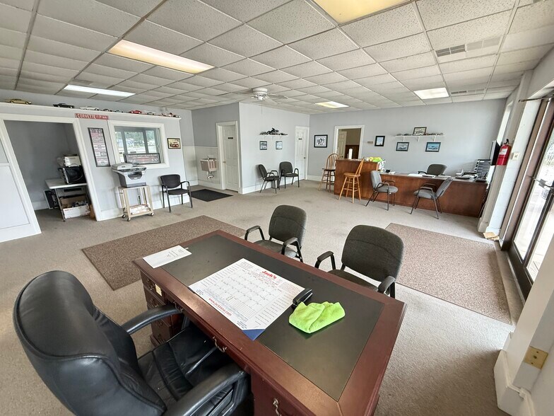 906 N Breazeale Ave, Mount Olive, NC à vendre - Photo de l’immeuble – Image 3 sur 19