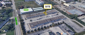Plus de détails pour 12100 Snow Rd, Parma, OH - Bureau à louer