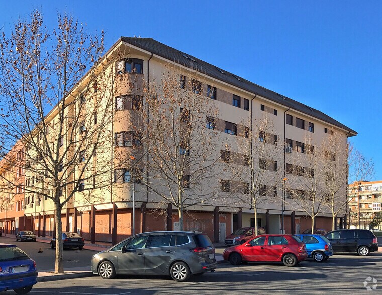Immeuble residentiel dans Torrijos, Toledo à vendre - Photo de l’immeuble – Image 2 sur 2