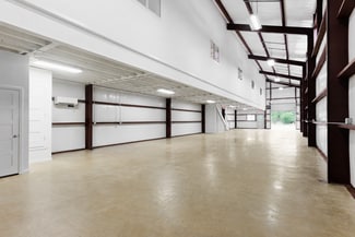 Plus de détails pour 5203 Beacon Dr, Austin, TX - Local d'activités à louer
