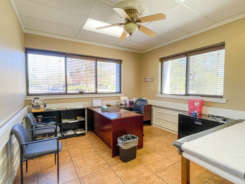 7434 Picardy Ave, Baton Rouge, LA à louer - Photo intérieure – Image 3 sur 15