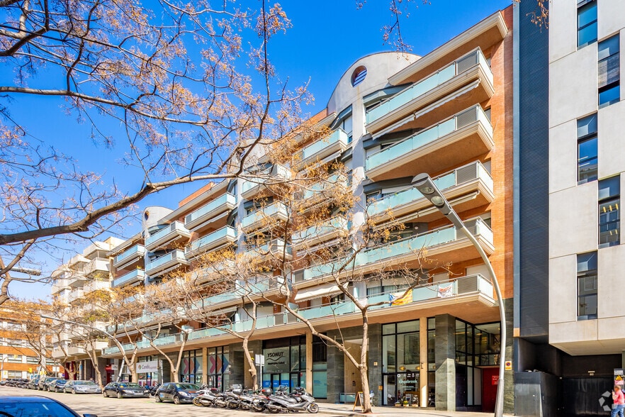 Local commercial dans Barcelone, Barcelona à louer - Photo principale – Image 1 sur 7