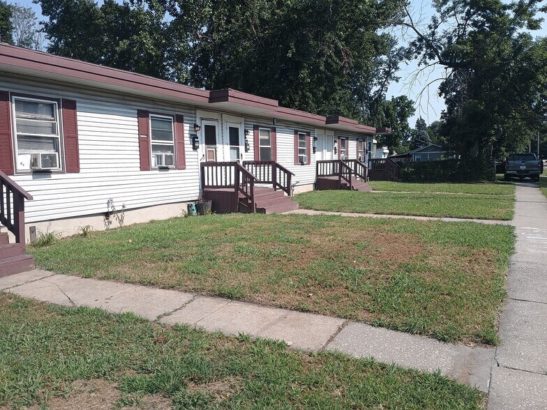 2222-2232 Alexander St, Granite City, IL à vendre - Photo de l’immeuble – Image 2 sur 4