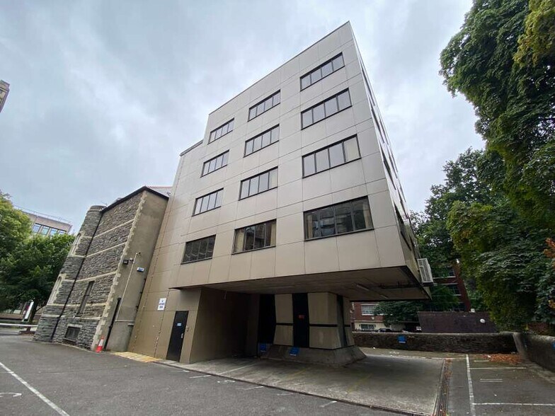 6 Cathedral Rd, Cardiff à vendre - Photo de l’immeuble – Image 2 sur 10