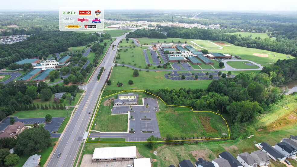 5049 Highway 9, Inman, SC à louer - Photo de l’immeuble – Image 3 sur 3