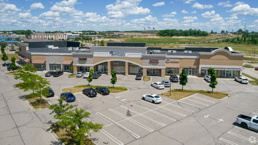 4373-4433 Interpark Dr, Auburn Hills, MI à louer - Photo de l’immeuble – Image 2 sur 6