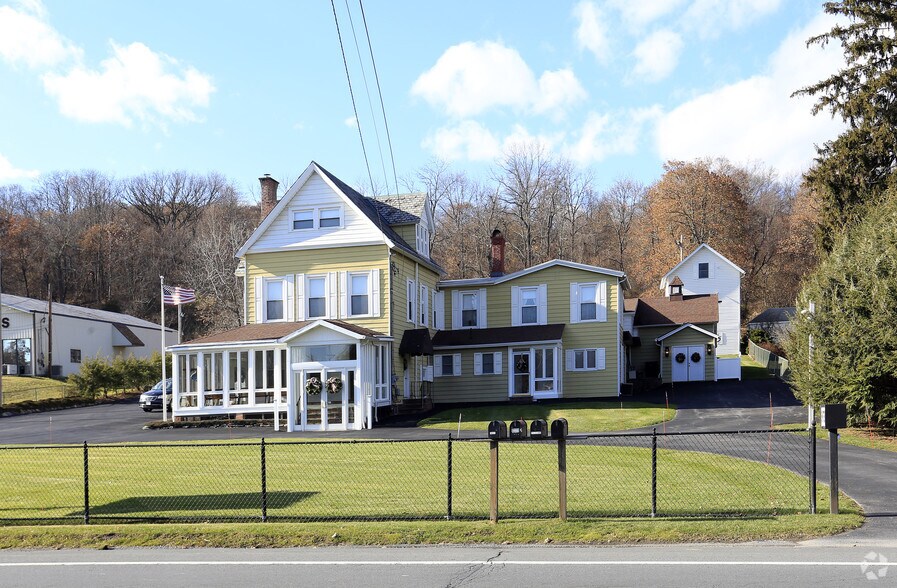 5319 Route 9W, Newburgh, NY à vendre - Photo de l’immeuble – Image 1 sur 23