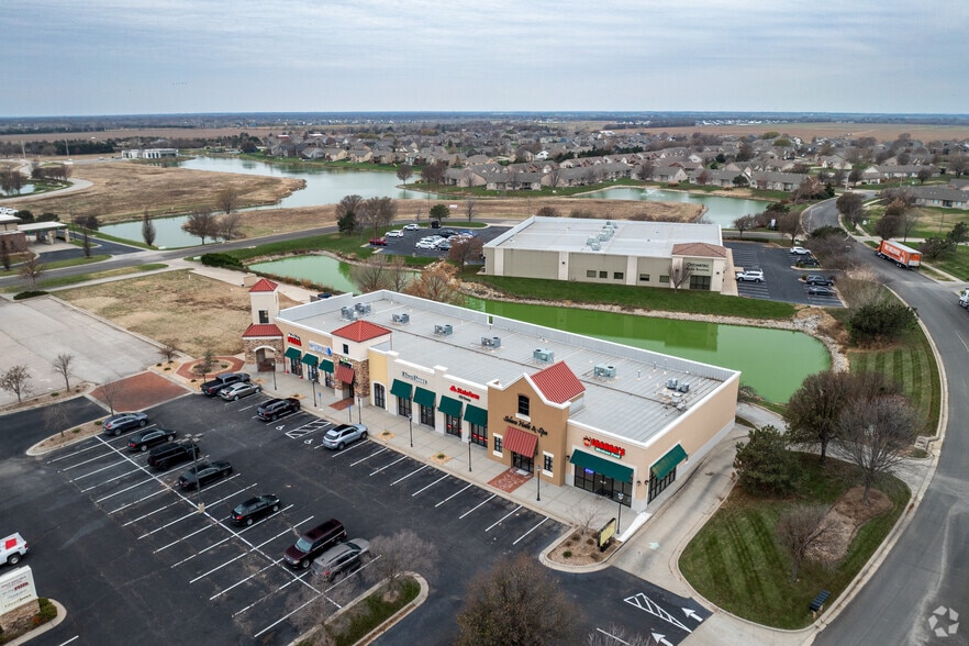 4041 N Maize Rd, Maize, KS à louer - Aérien – Image 3 sur 3