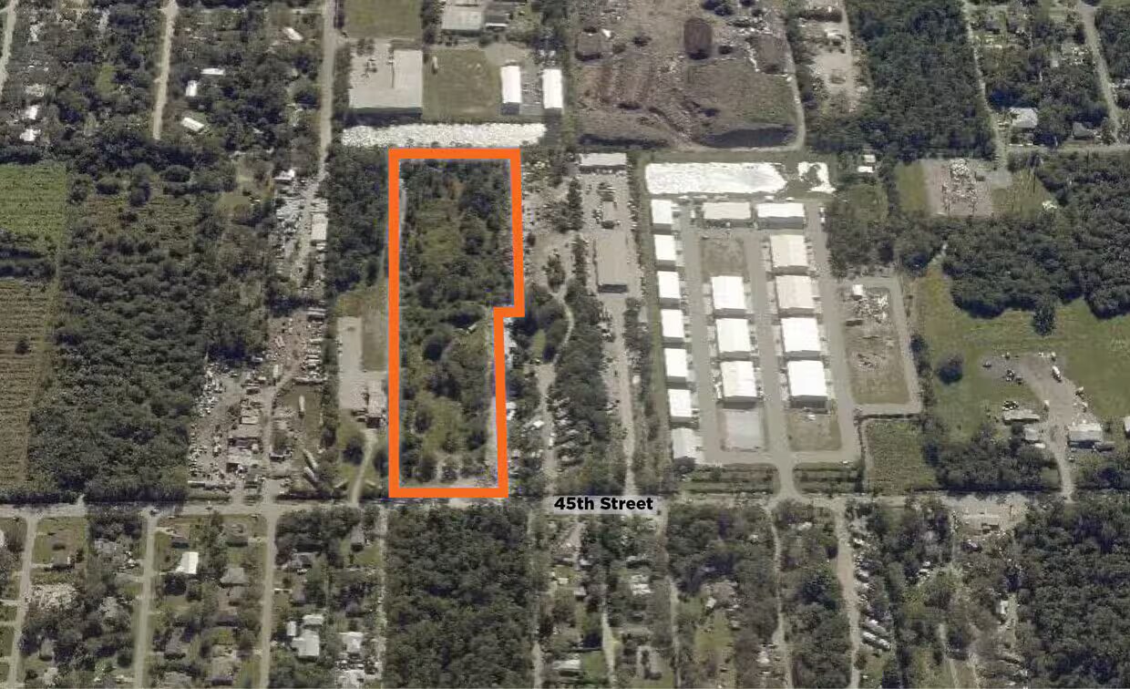 5045 45th St, Vero Beach, FL à vendre Photo principale– Image 1 sur 3