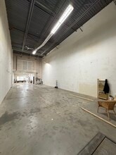 11566 Eburne Way, Richmond, BC à louer Photo intérieure– Image 2 sur 6