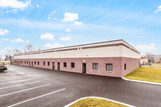 Plus de détails pour 411-423 Nina Way, Warminster, PA - Industriel/Logistique à louer