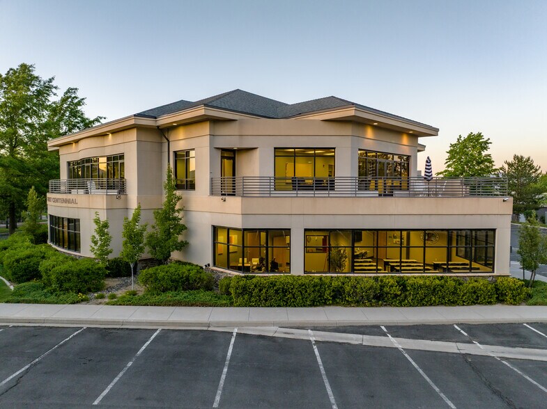 1450 Ridgeview Dr, Reno, NV à louer - Photo de l’immeuble – Image 1 sur 7