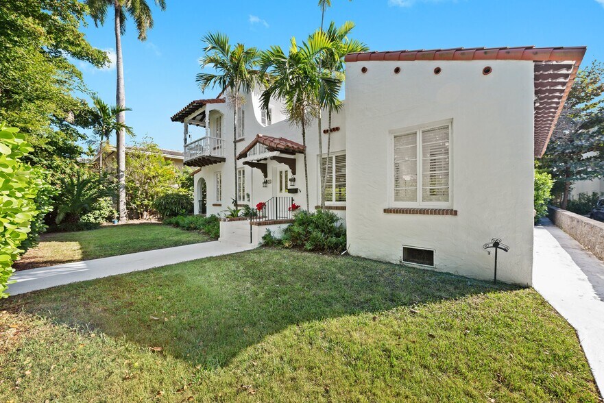 36 Phoenetia Ave, Coral Gables, FL à vendre - Photo de l’immeuble – Image 3 sur 50