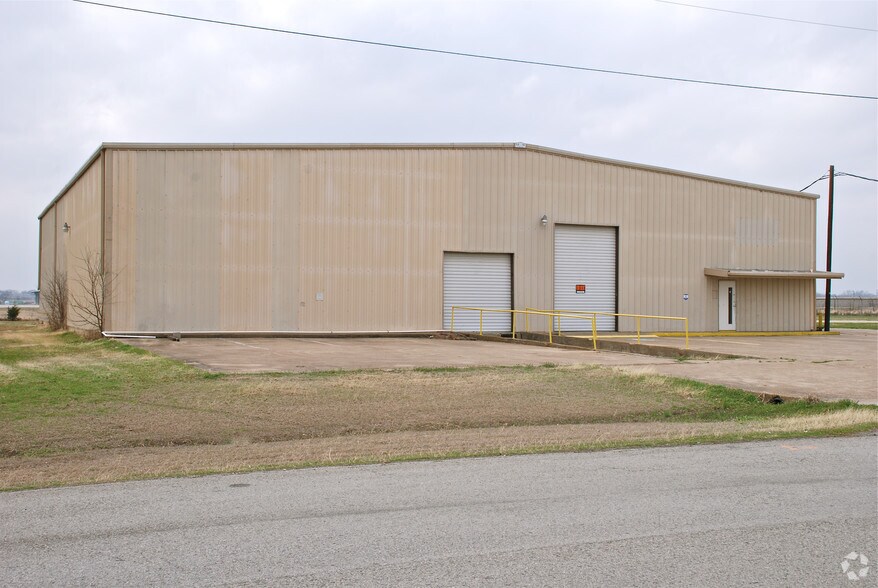 6 Skyline Dr, Terrell, TX à vendre - Photo de l’immeuble – Image 1 sur 2