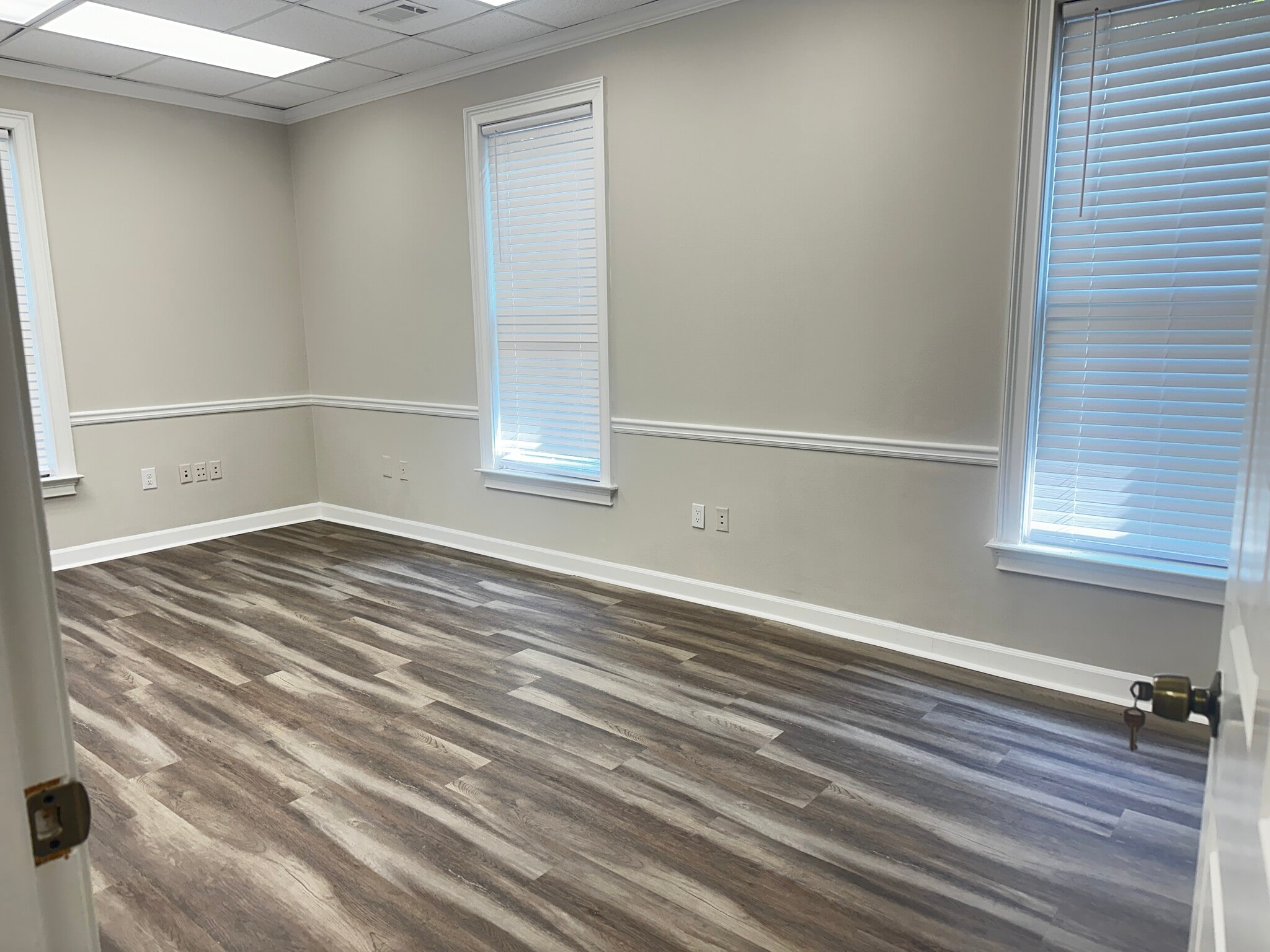 3937-3965 Holcomb Bridge Rd, Peachtree Corners, GA à louer Photo intérieure– Image 1 sur 4