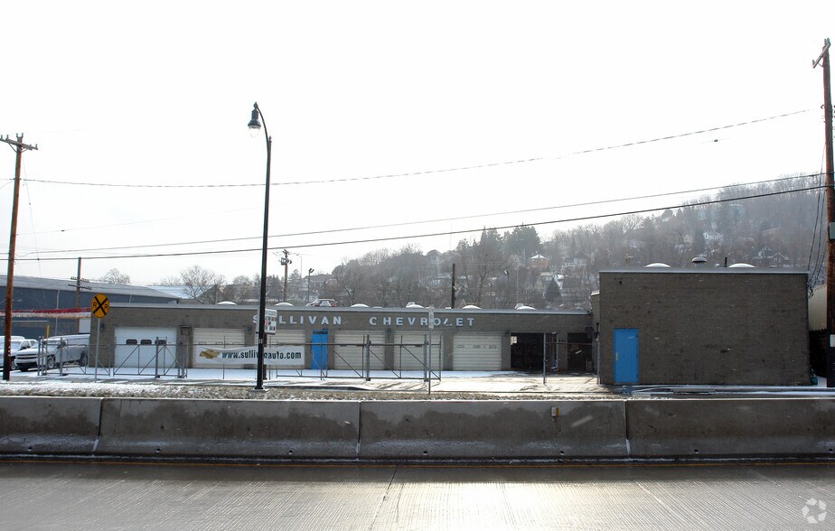 593 Butler St, Pittsburgh, PA à vendre - Photo de l’immeuble – Image 2 sur 3