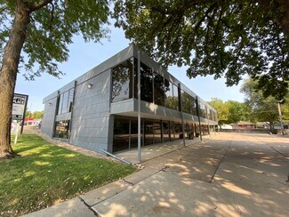 Plus de détails pour 2120 S 56th St, Lincoln, NE - Bureau à louer
