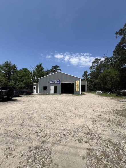1544 Jefferson Chemical Rd, Conroe, TX à louer - Photo de l’immeuble – Image 2 sur 43