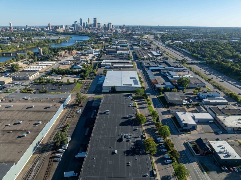 2800-2930 2nd St N, Minneapolis, MN à vendre - Photo de l’immeuble – Image 2 sur 8