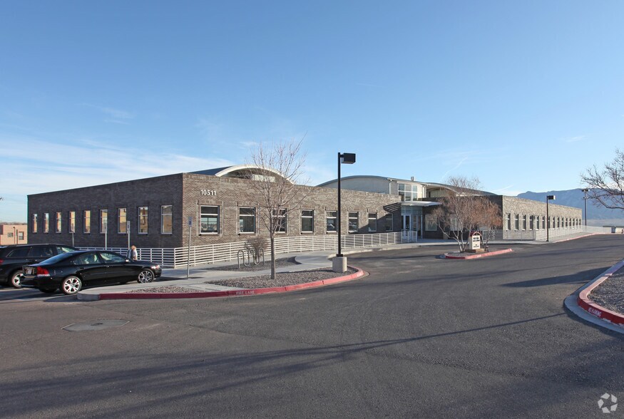 10511 Golf Course Rd NW, Albuquerque, NM à louer - Photo de l’immeuble – Image 3 sur 8