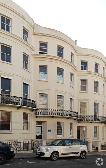 60 Lansdowne Pl, Hove à louer - Photo de l’immeuble – Image 2 sur 3