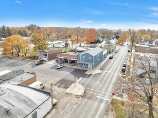 Plus de détails pour 2-4 E Front St, Newark, IL - Local commercial à vendre