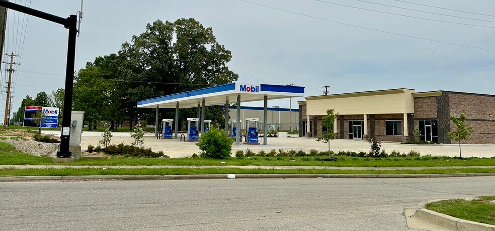7532 Hacks Cross Rd, Olive Branch, MS à vendre - Photo de l’immeuble – Image 2 sur 7