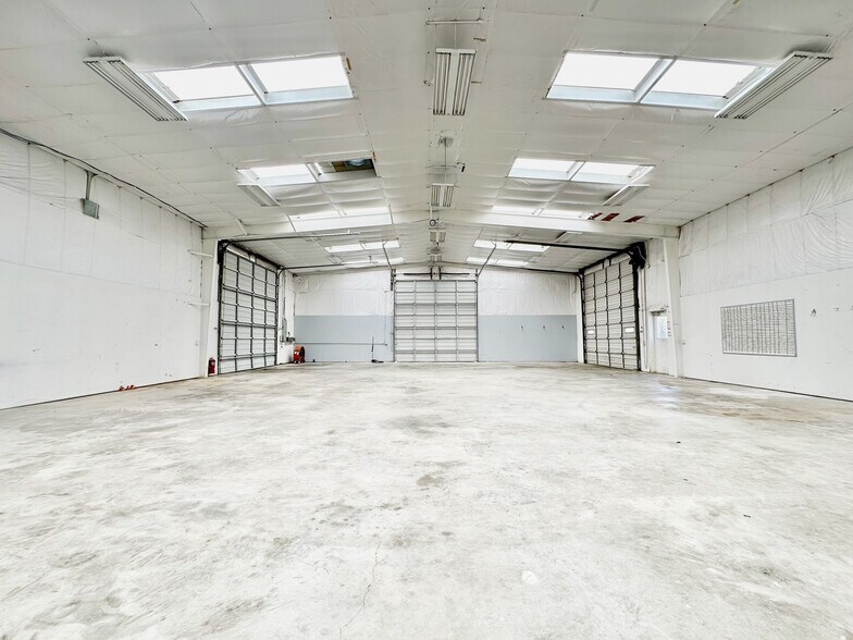 14702 Jersey Shore Dr, Houston, TX à louer - Photo de l’immeuble – Image 2 sur 15