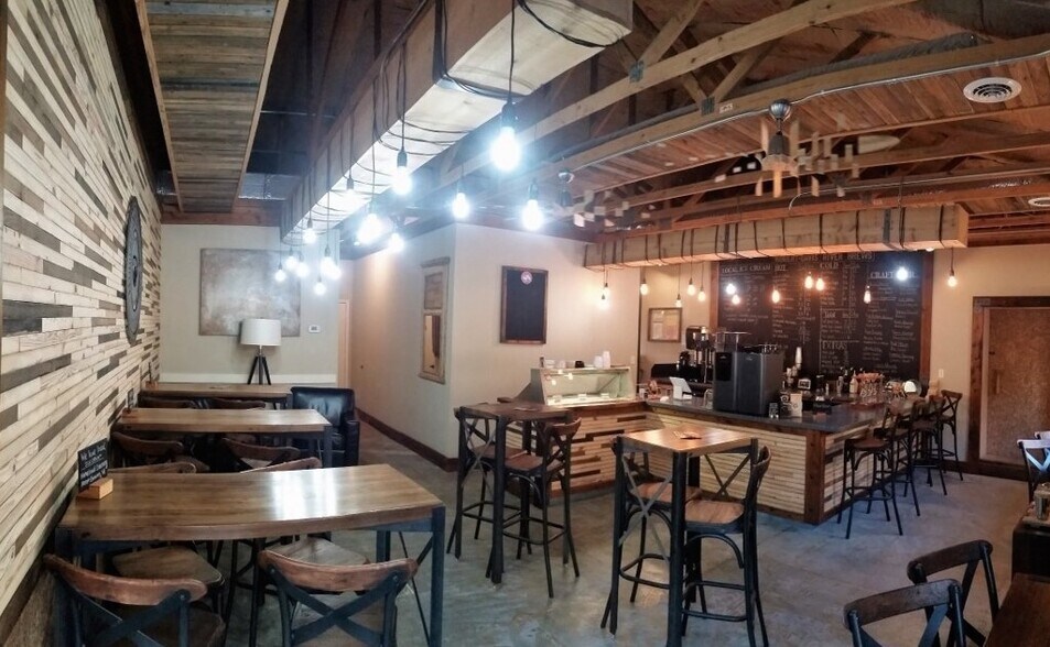 1837 Netherland Inn Rd, Kingsport, TN à vendre - Photo de l’immeuble – Image 2 sur 3