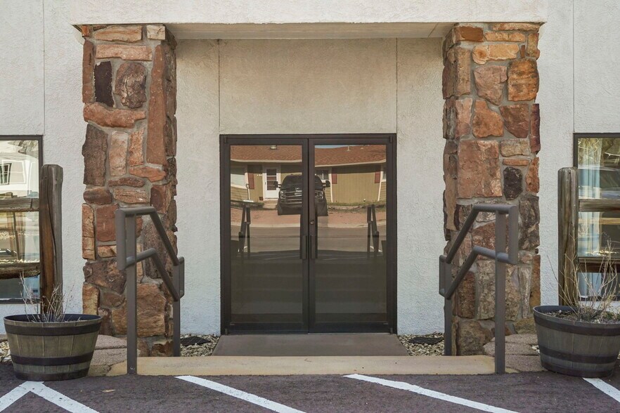 267 N Washington St, Monument, CO à vendre - Photo de l’immeuble – Image 3 sur 28