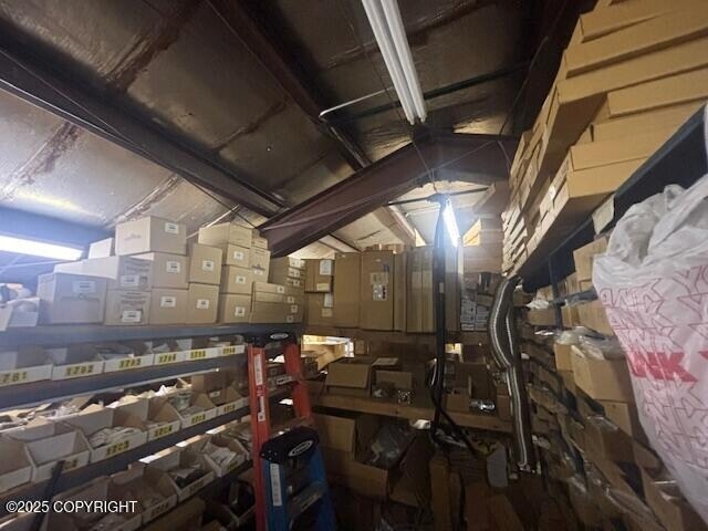 2404 Barrow St, Anchorage, AK à vendre - Photo intérieure – Image 3 sur 8