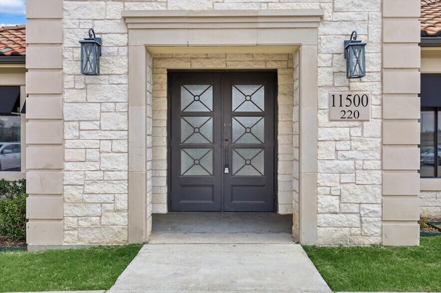 11500 State Highway 121, Frisco, TX à louer - Photo de l’immeuble – Image 2 sur 8