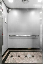 27 Smith St, Brooklyn, NY à louer Photo intérieure– Image 2 sur 10