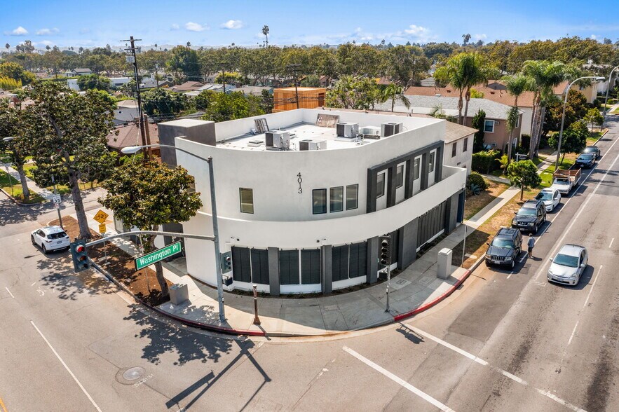 4013 Sawtelle Blvd, Los Angeles, CA à louer - Photo de l’immeuble – Image 1 sur 30