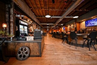 Plus de détails pour 234 Walnut St, Spooner, WI - Local commercial à vendre